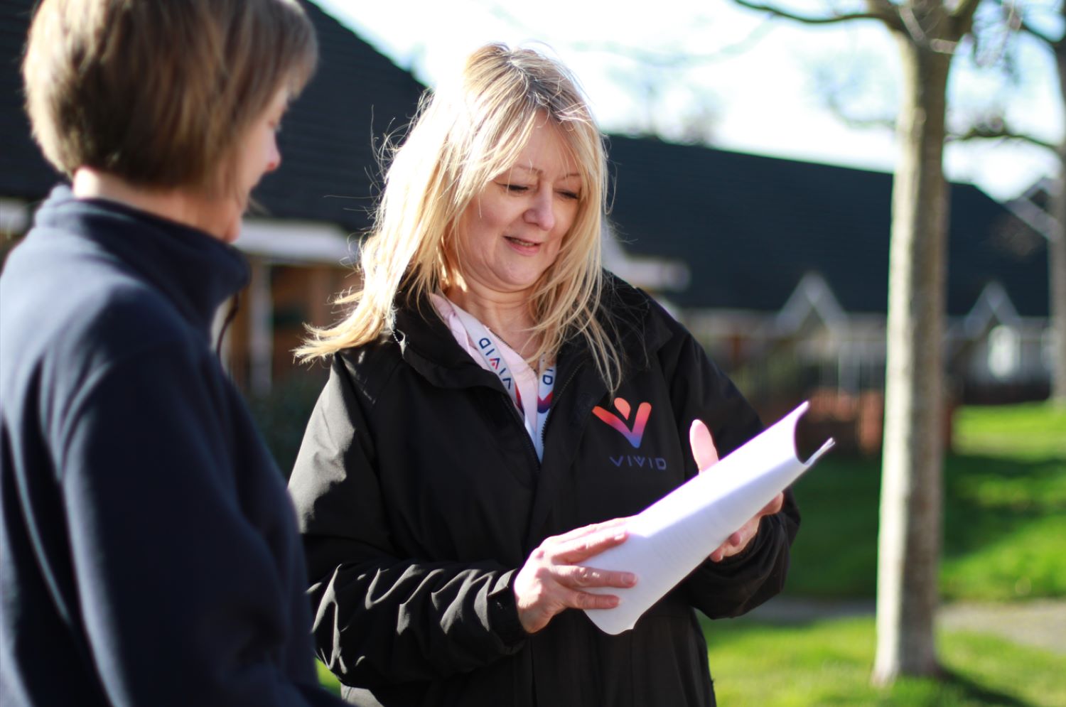 Jan Waterman with customer